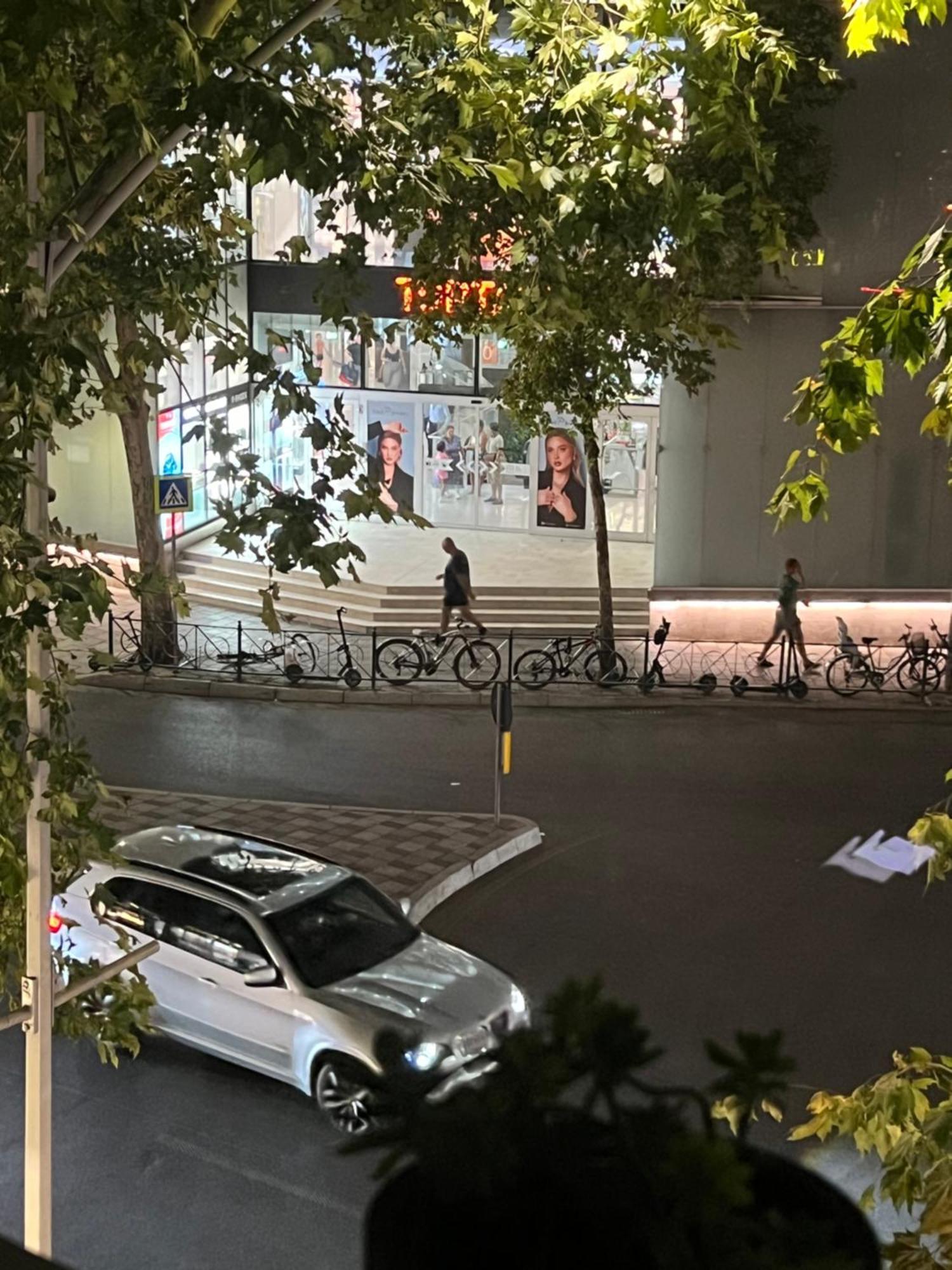 Govi Apartment Al Pieno Centro Di Tiran Dış mekan fotoğraf